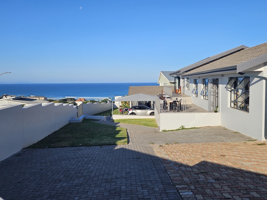9 Bedroom Property for Sale in Ferreira Town Eastern Cape